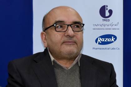 شرکتهای تیپیکو در خدمت مردم/حضور دکتر عطار در غرفه داروسازی رازک